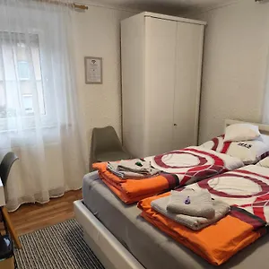 Gästezimmer Boxenstopp Veitsbronn